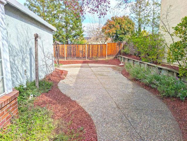 1059 Quail Creek Circle, San Jose, CA 95120