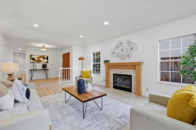 1059 Quail Creek Circle, San Jose, CA 95120