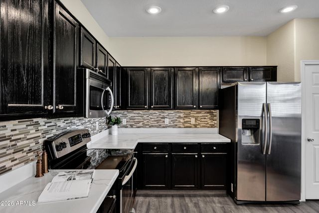 6625 S 16TH Drive, Phoenix, AZ 85041