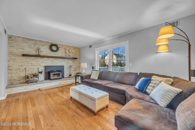 40 Michelle Lane, Hillsborough, NJ 08844