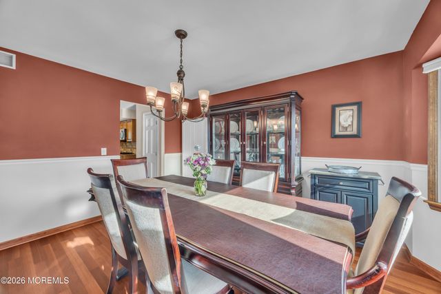 40 Michelle Lane, Hillsborough, NJ 08844