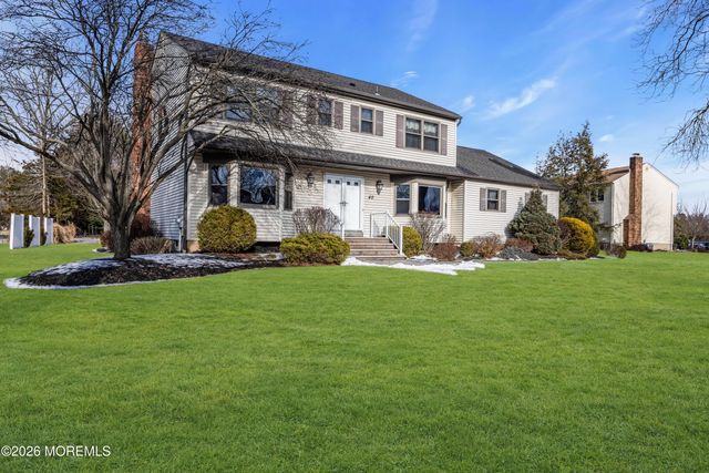 40 Michelle Lane, Hillsborough, NJ 08844