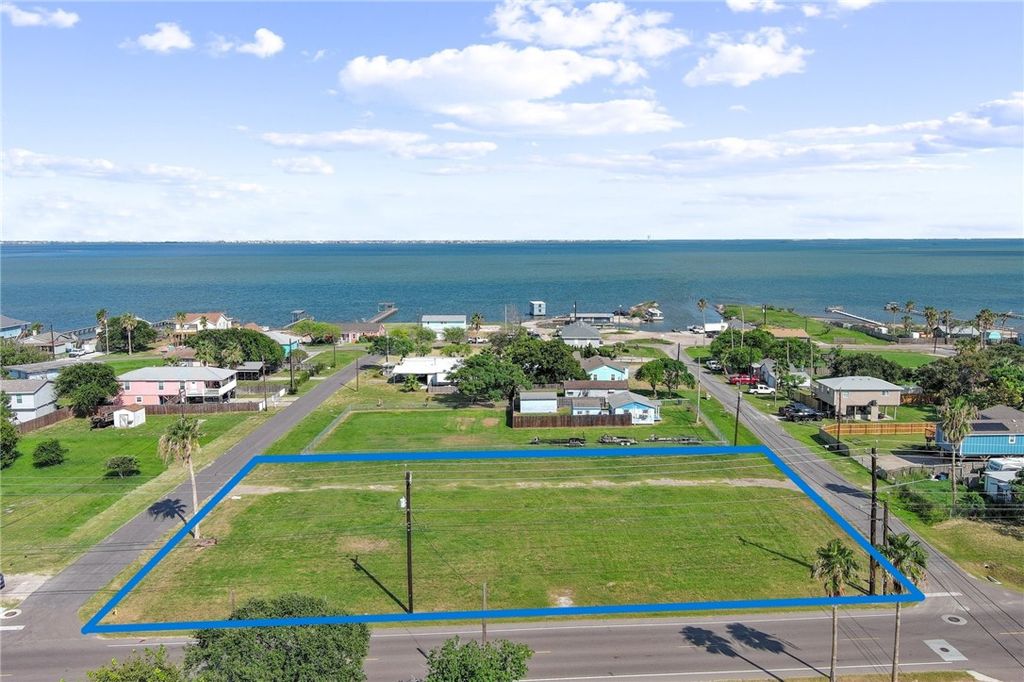 3621 Laguna Shores, Corpus Christi, TX 78418 — photo 2