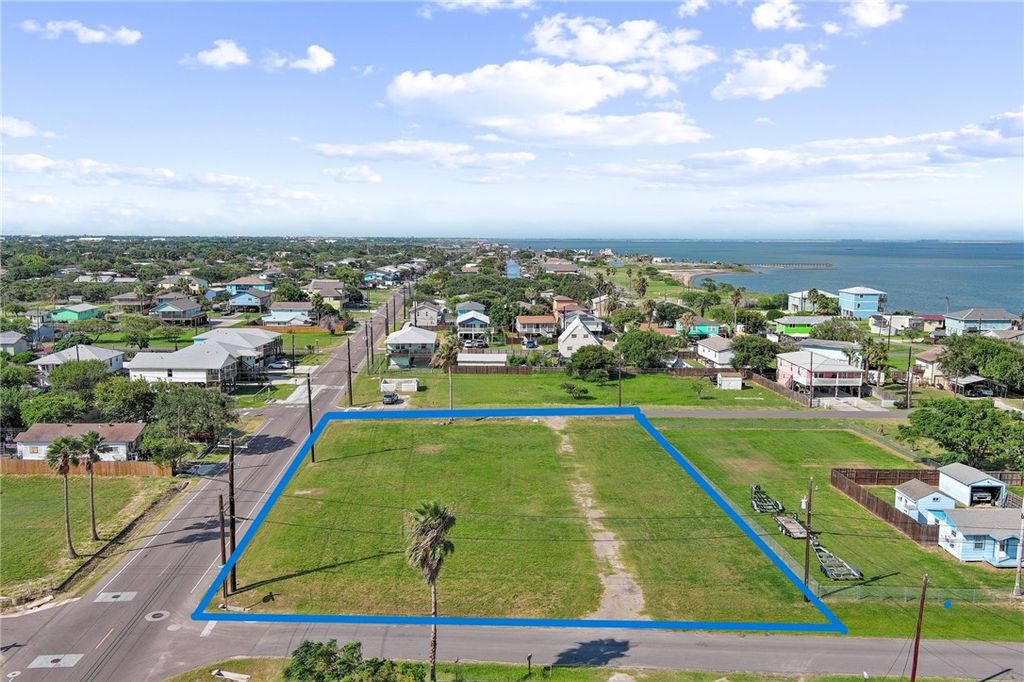 3621 Laguna Shores, Corpus Christi, TX 78418 — photo 4