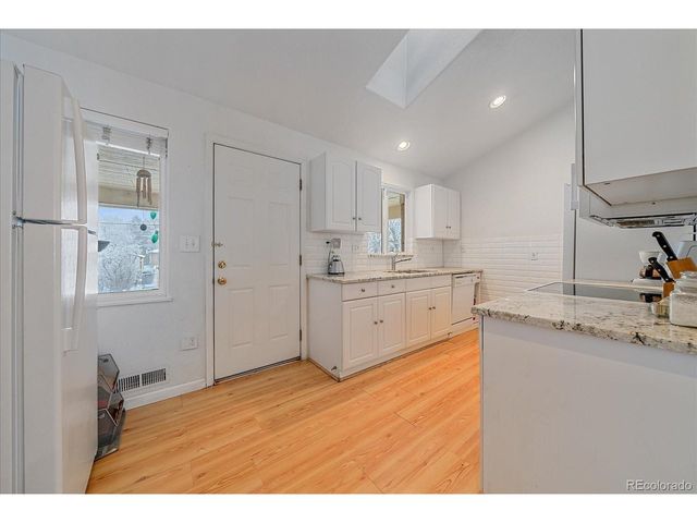 1575 S Clermont St, Denver, CO 80222