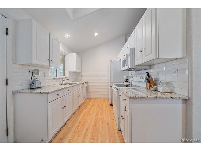 1575 S Clermont St, Denver, CO 80222