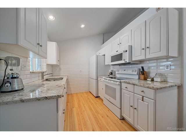 1575 S Clermont St, Denver, CO 80222