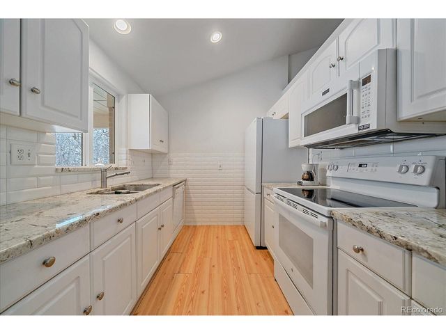 1575 S Clermont St, Denver, CO 80222