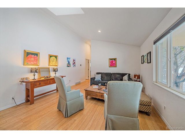 1575 S Clermont St, Denver, CO 80222