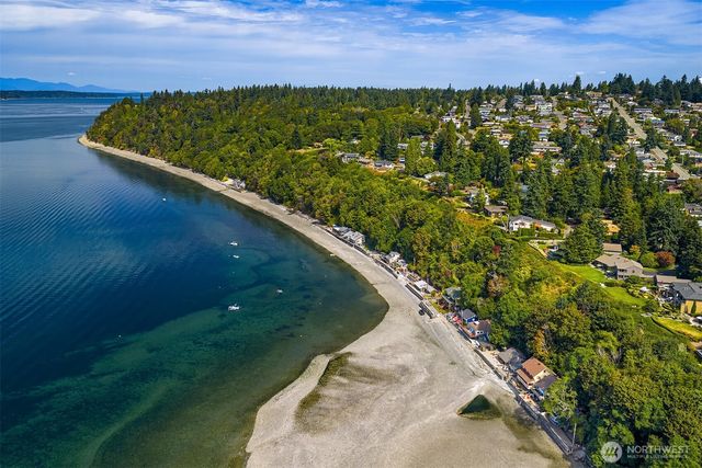 212 S 219th Street, Normandy Park, WA 98198