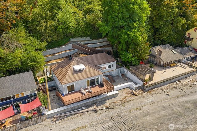 212 S 219th Street, Normandy Park, WA 98198