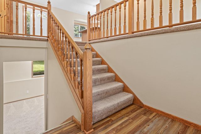 3888 Gibraltar Trail, Eagan, MN 55123