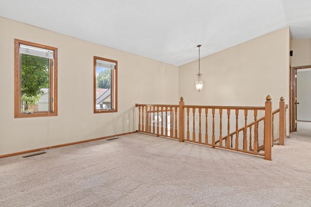 3888 Gibraltar Trail, Eagan, MN 55123