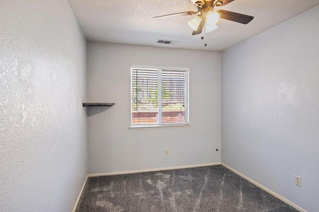 13295 Aura Ln, Waterford, CA 95386