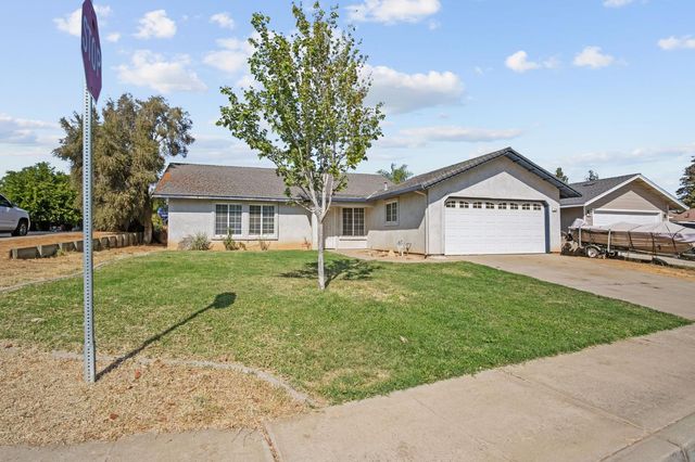 13295 Aura Ln, Waterford, CA 95386