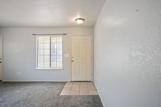 13295 Aura Ln, Waterford, CA 95386