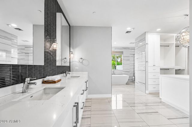 6919 E VISTA Drive, Paradise Valley, AZ 85253