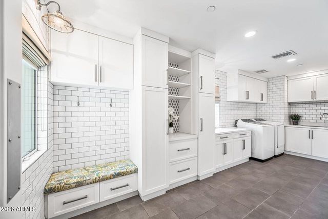 6919 E VISTA Drive, Paradise Valley, AZ 85253