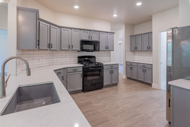 3213 Canyon Ledge CV, Round Rock, TX 78681