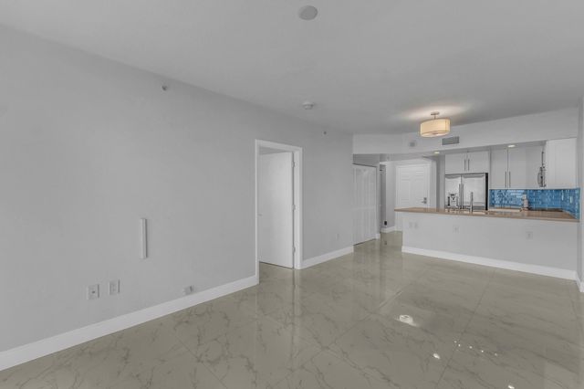 3020 NE 32nd Street Unit 905, Fort Lauderdale, FL 33306