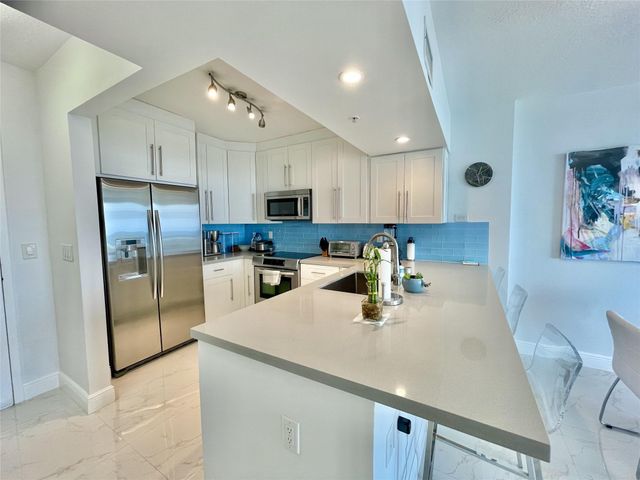 3020 NE 32nd Street Unit 905, Fort Lauderdale, FL 33306