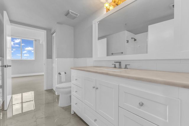 3020 NE 32nd Street Unit 905, Fort Lauderdale, FL 33306