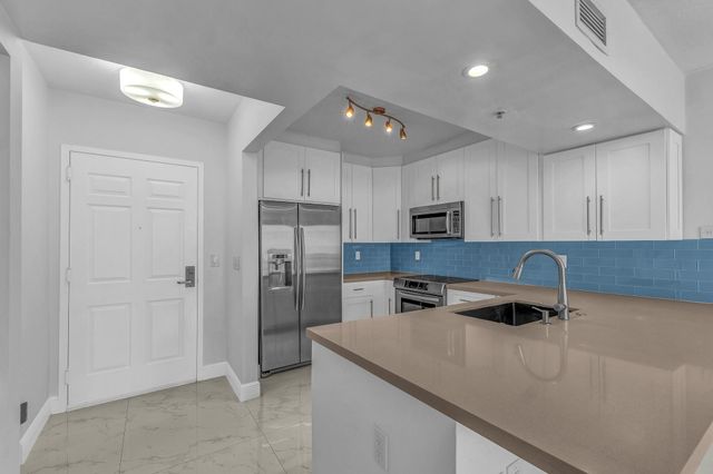 3020 NE 32nd Street Unit 905, Fort Lauderdale, FL 33306
