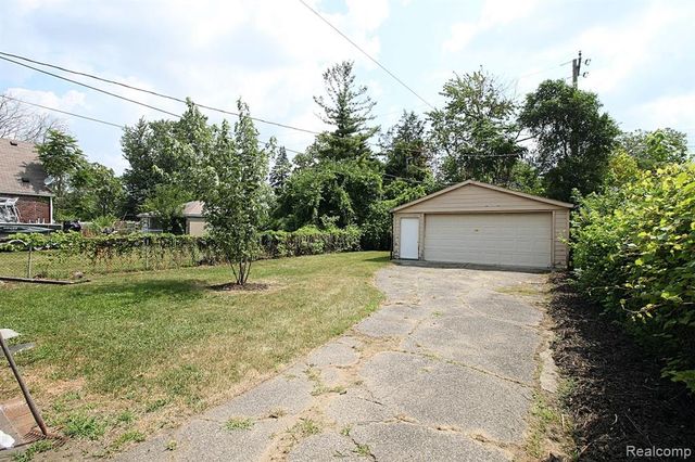 15328 Prest Street, Detroit, MI 48227