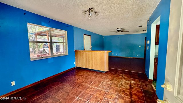 116 JAMES Avenue, Interlachen, FL 32148