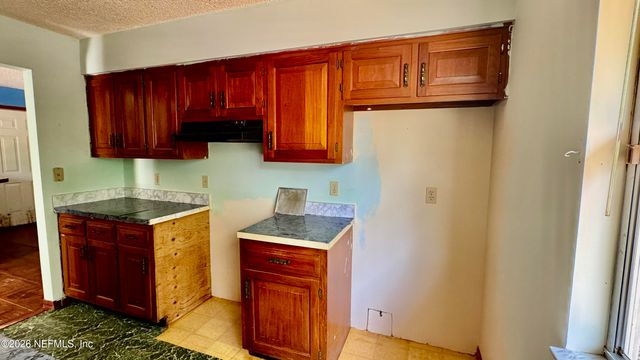 116 JAMES Avenue, Interlachen, FL 32148
