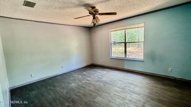 116 JAMES Avenue, Interlachen, FL 32148