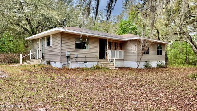 116 JAMES Avenue, Interlachen, FL 32148