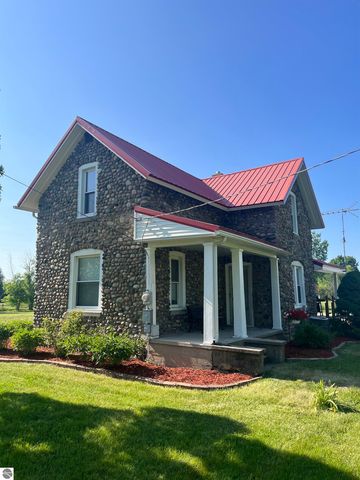 3691 E Rosebush Road, Rosebush, MI 48878