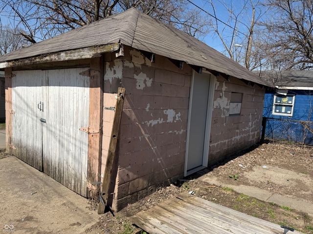 1342 Lee Street, Indianapolis, IN 46221