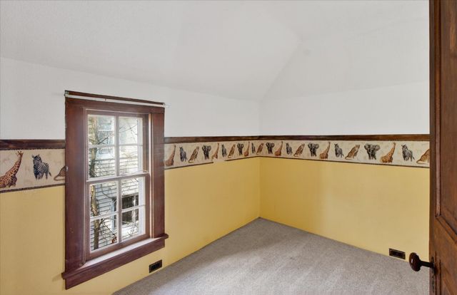804 Woodworth Avenue, Alma, MI 48801