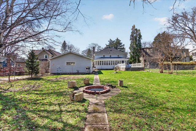 804 Woodworth Avenue, Alma, MI 48801