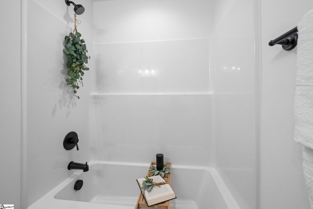 122 Guest Circle, Anderson, SC 29621