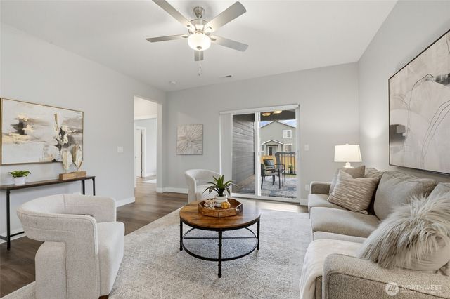 950 York Street, Buckley, WA 98321