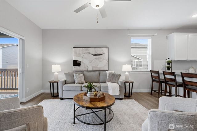 950 York Street, Buckley, WA 98321