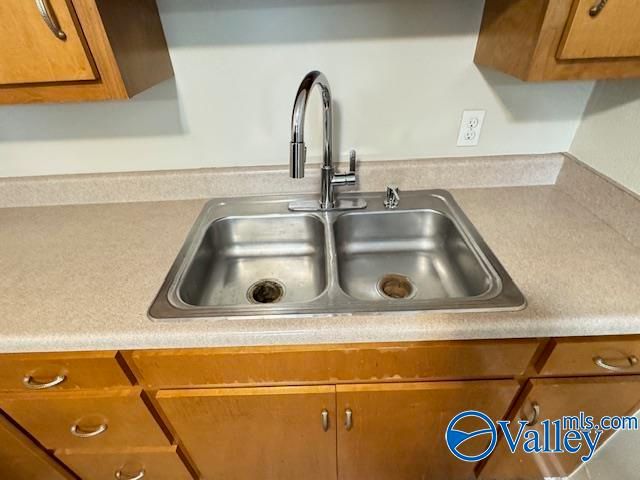 2714 7th Avenue SW D, Huntsville, AL 35805