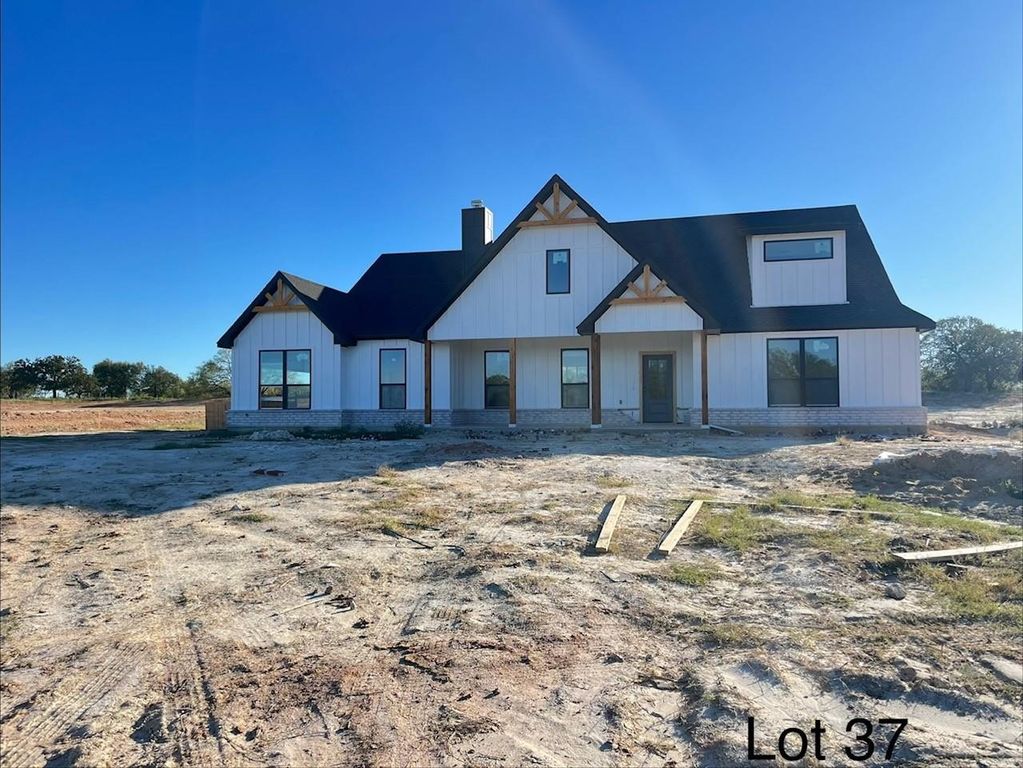 317 Jonny Boy Way, Springtown, TX 76082 — exterior