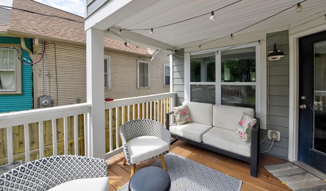 1527 Oak Street, Columbus, OH 43205