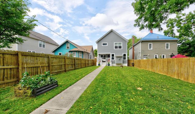1527 Oak Street, Columbus, OH 43205