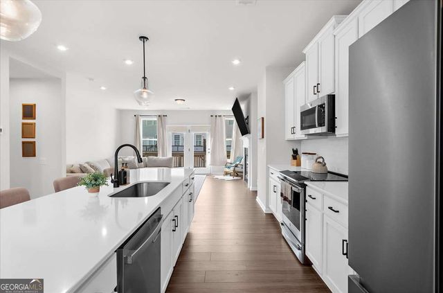 717 Payton Lane, Acworth, GA 30102
