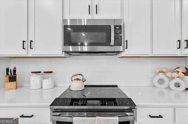 717 Payton Lane, Acworth, GA 30102