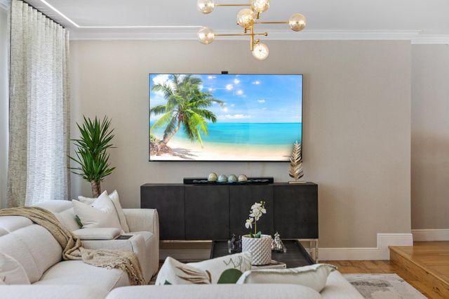 11621 NW 21st Court, Plantation, FL 33323