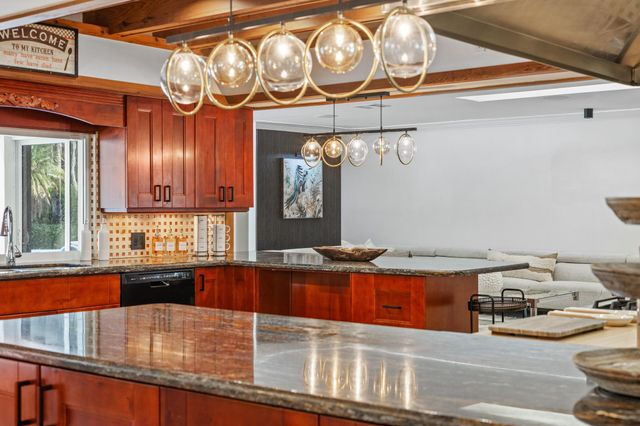 11621 NW 21st Court, Plantation, FL 33323