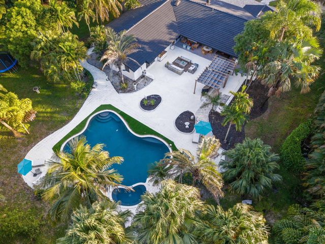 11621 NW 21st Court, Plantation, FL 33323