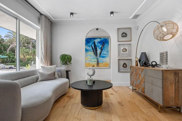 11621 NW 21st Court, Plantation, FL 33323