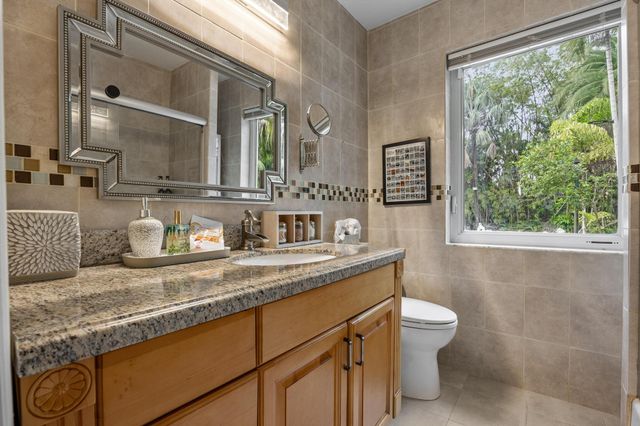 11621 NW 21st Court, Plantation, FL 33323